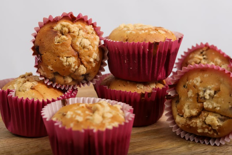 Proteinmuffins mit Kekscreme. 
